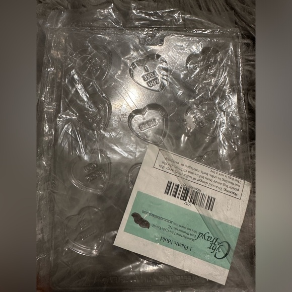 NEW set of 3 chocolate lollipops molds: soccer balls & heart shapes with sticks - Picture 6 of 12